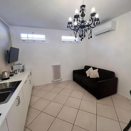 Saragozza 223 Deluxe Bologna