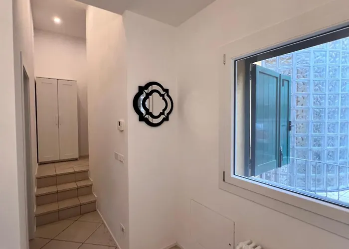 Saragozza 223 Deluxe *