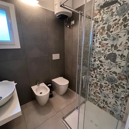 Saragozza 223 Deluxe Apartman *