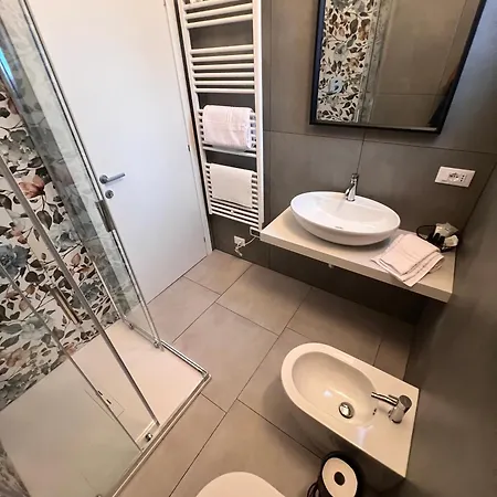 Saragozza 223 Deluxe بولونيا