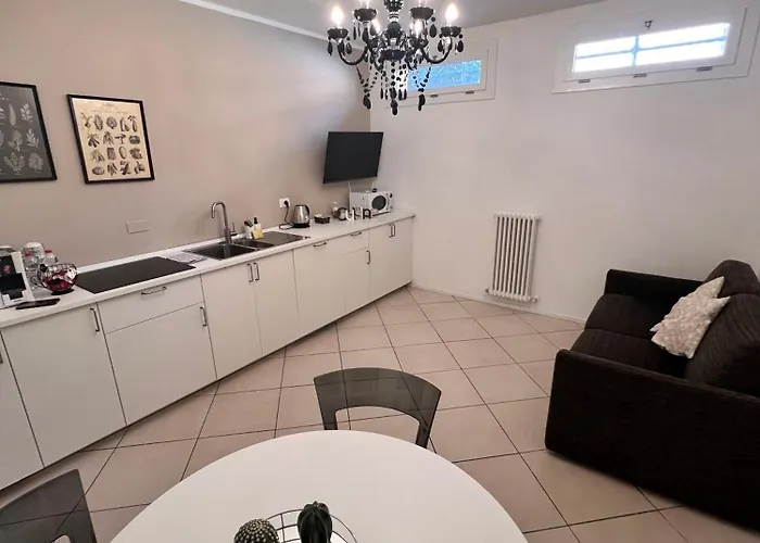 Saragozza 223 Deluxe Boloňa